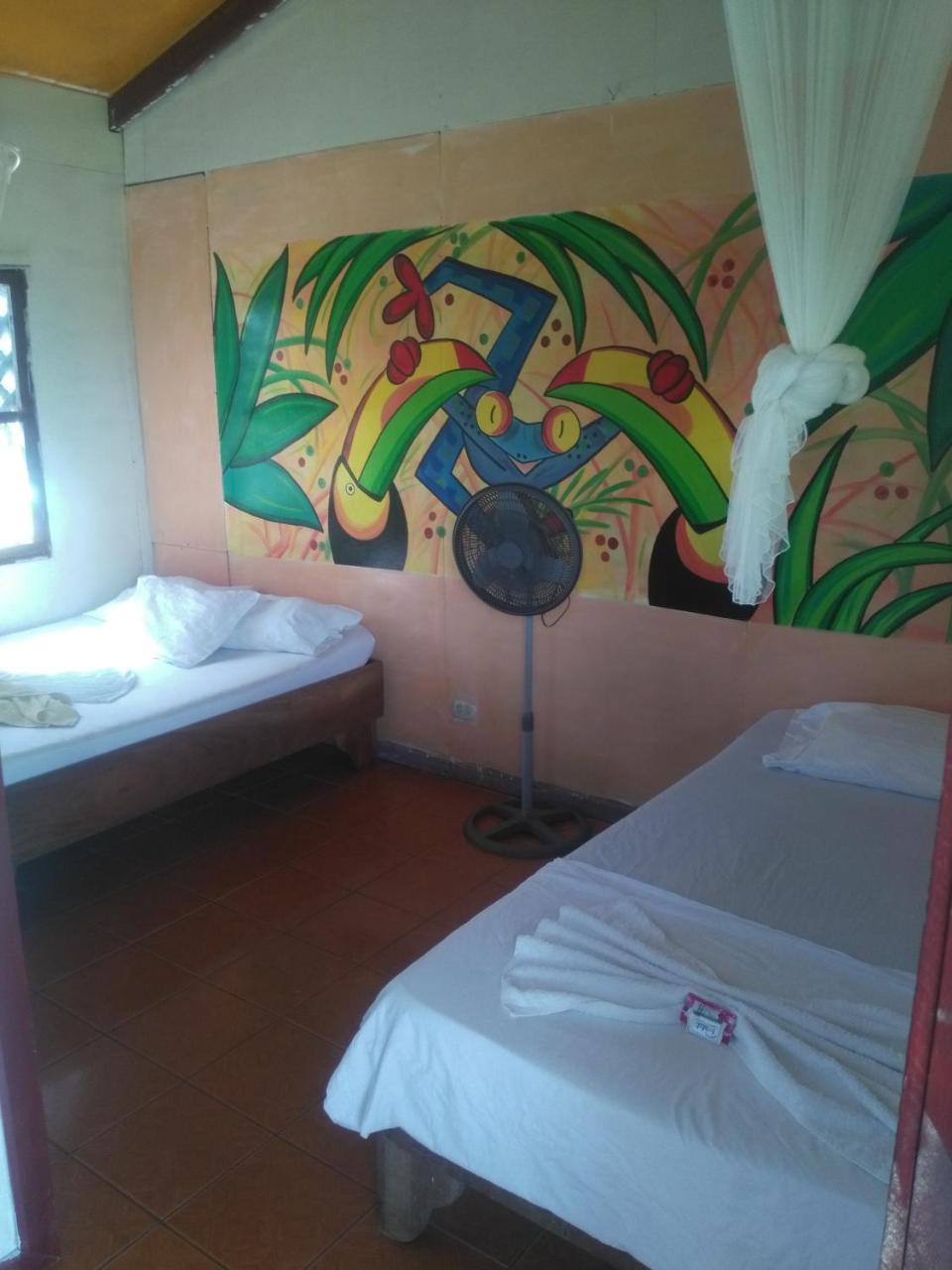 Cabinas Miss Miriam 1 ตอร์ตูเกโร ภายนอก รูปภาพ